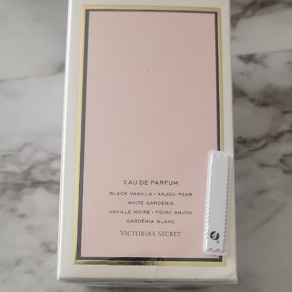 Victoria's Secret Tease Perfume in Pink and Gold - Picture 3 of 5